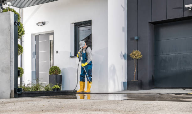 Best Residential House Exterior Washing  in Grove City, OH